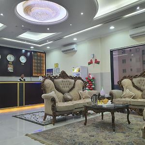 مسقط Al Dhiyafa Palace Hotel Apartments قصر الضيافة للشقق الفندقية Exterior photo