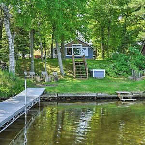 Waupaca White Lake Home With Patio, Fire Pit, Boat Dock! Exterior photo