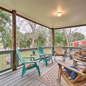 فيلا Riverfront Martindale House With 2 Covered Decks Exterior photo