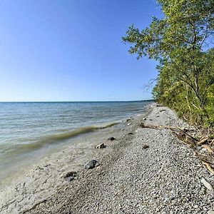 فيلا Algoma Lake Retreat With Bbq Grill, Yard And Fire Pit! Exterior photo