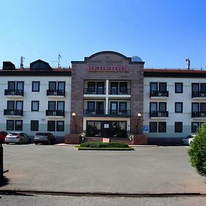 Artyom فندق فينس Exterior photo