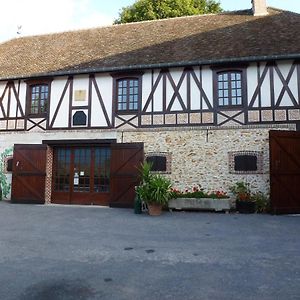 مبيت وإفطار Sézanne Le Domaine Du Cellier Exterior photo